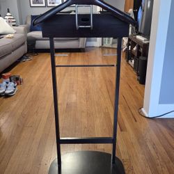 Dark Brown Valet Stand