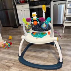 Fisher Price Portable Jumper 