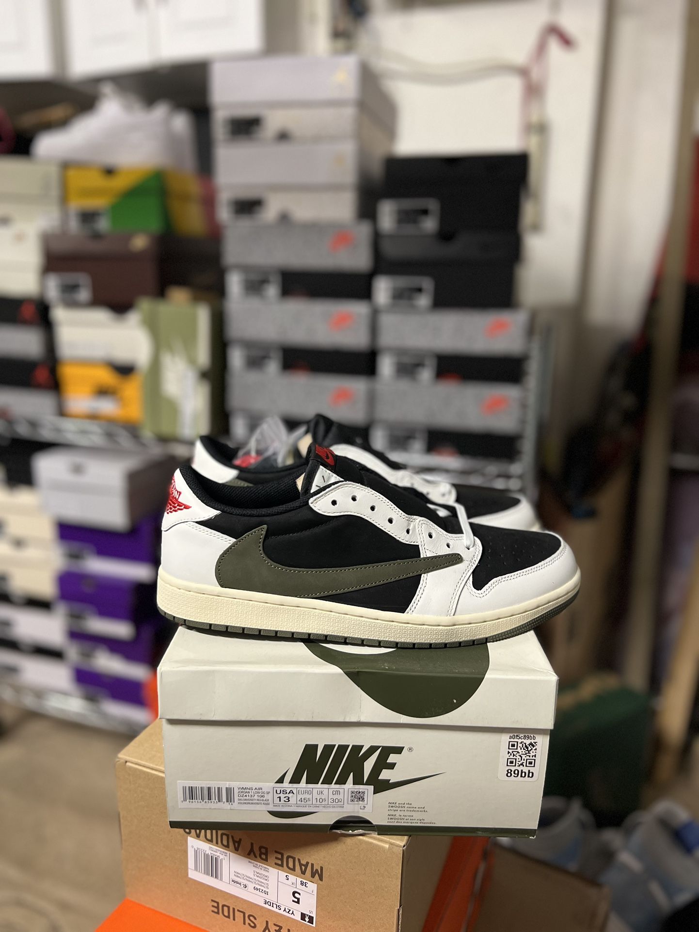 Jordan 1 Retro Low OG SP Travis Scott Olive