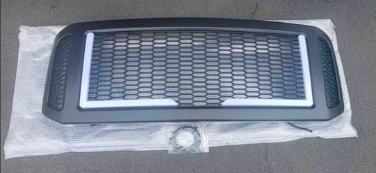 05-07 F250-F(contact info removed) Excursion LED Grille/Parrilla