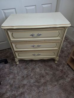 Bedroom set