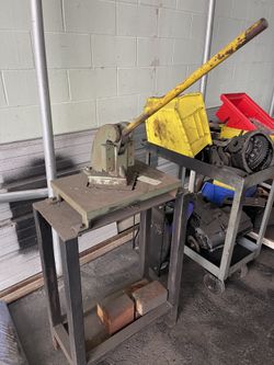 Sheet Metal Corner Notcher