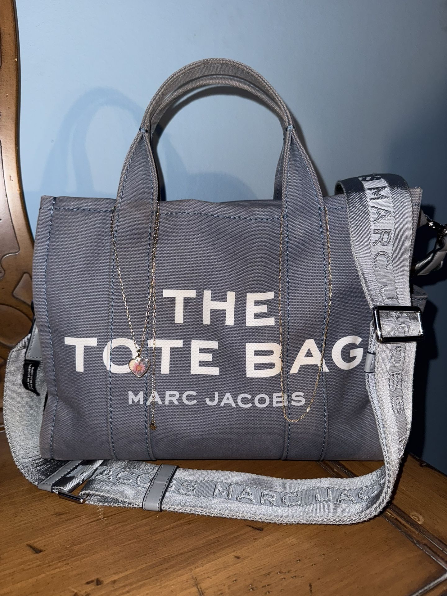 THE TOTE BAG MARC JACOBS