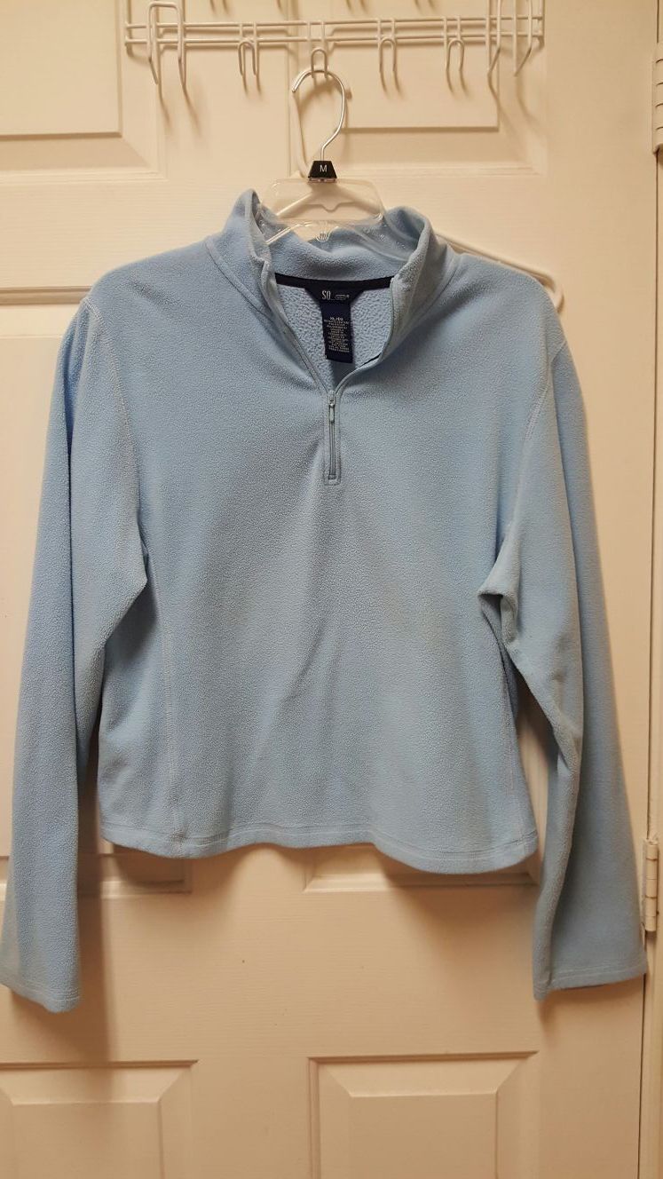 Ladies fleece size xl but fits like a large