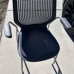 Knoll Used Office Stack Chair, Gray