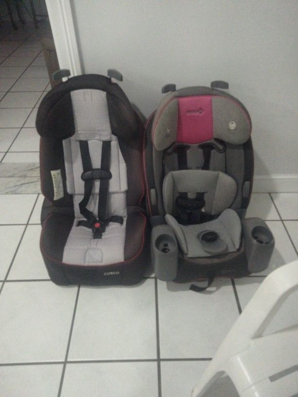 CAR SEAT
