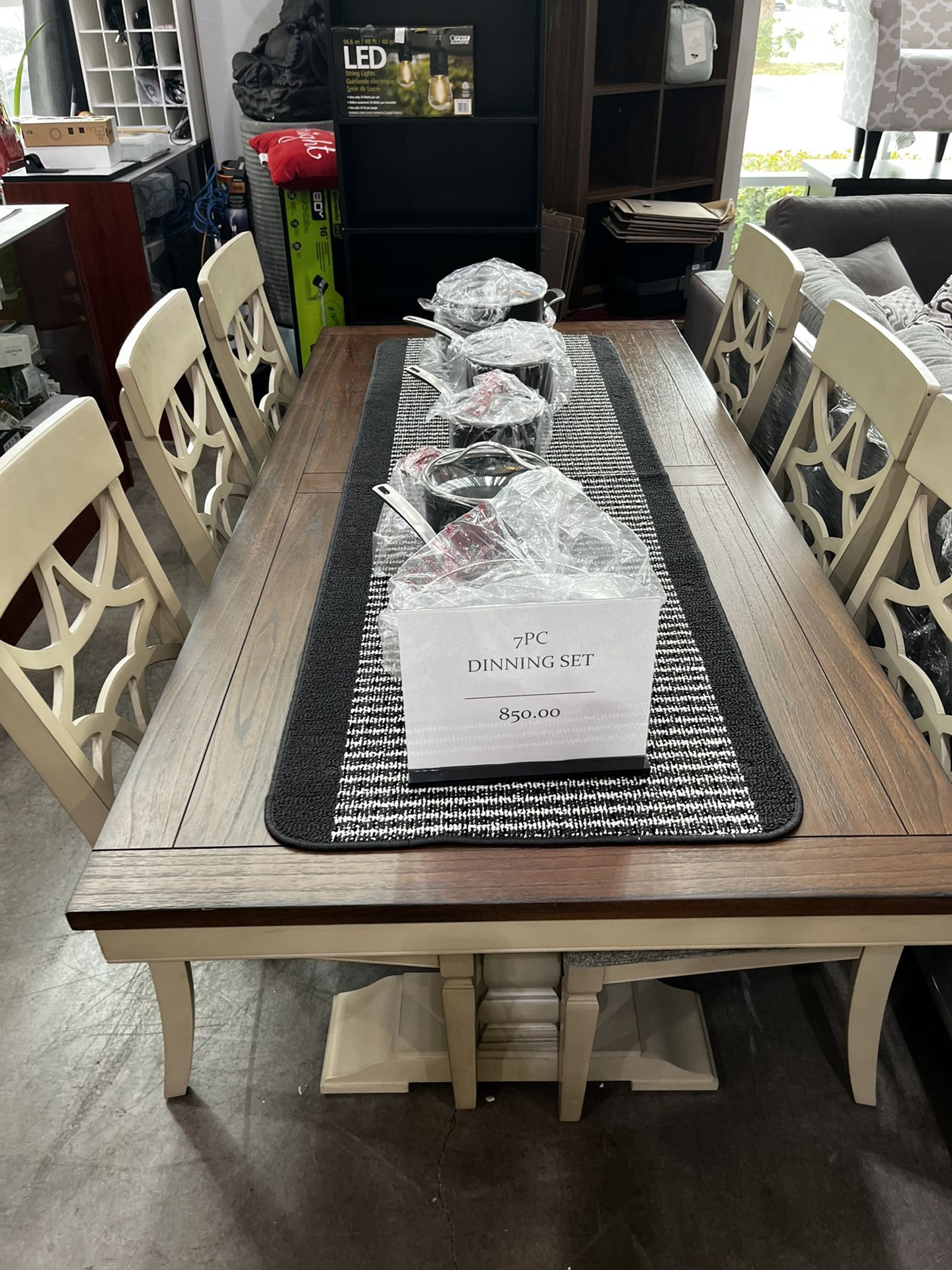 7 Piece dining set