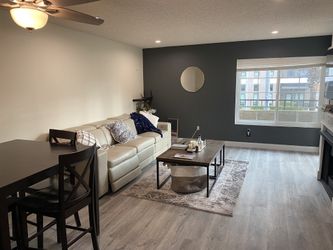 Large Coffee Table With Space For Storage Underneath Wood/HDF