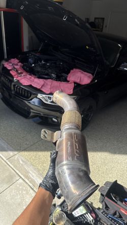 MOBILE BMW DOWNPIPE INSTL