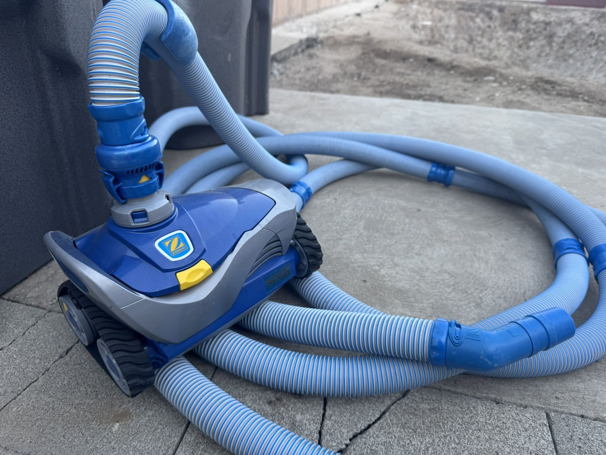 Zodiac MX6 Pool Cleaner