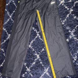 ASICS Men’s Track Pants Gray Size Large /Tall Water Resistance Zip Pockets 