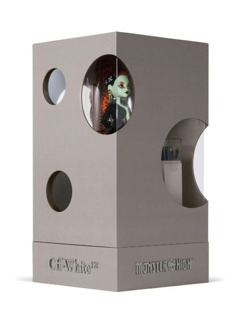 Off White x Monster High Skullector Doll