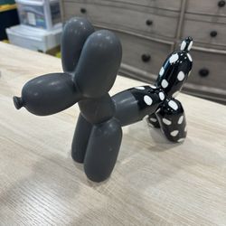 IMM CERAMIC BALLOON DOG BOOKEND