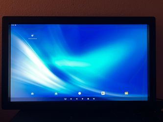Displays2Go Android Touchscreen Display