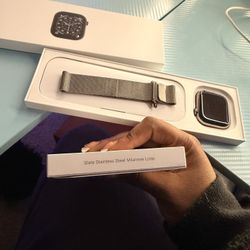 Apple Watch Series 10 Slate Titanium Case 46mm 