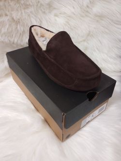 UGG MEN'S SIZE 9 💕