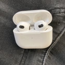 Apple AirPods 4