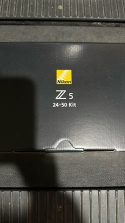 Nikon Z5 Box