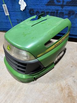John Deere 102 Lawnmower Hood