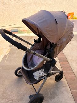 Evenflo Pivot Baby Stroller (free)