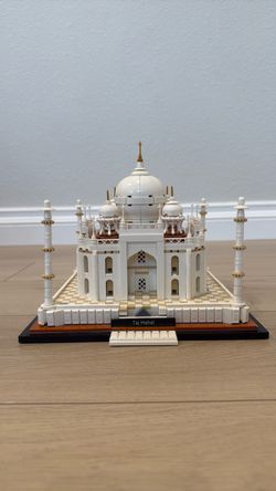 Lego Taj Mahal