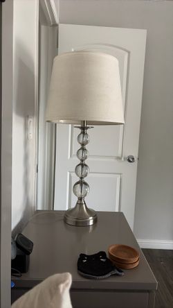 2 Lamps Glass With Shades