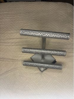 Jewlery stand