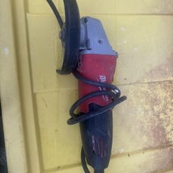 Milwaukee Corded Grinder 