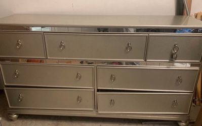Dresser with mirror