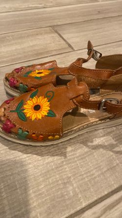 Huaraches de niñas