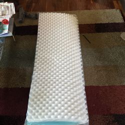 egg crate mattress topper (dog Bed)