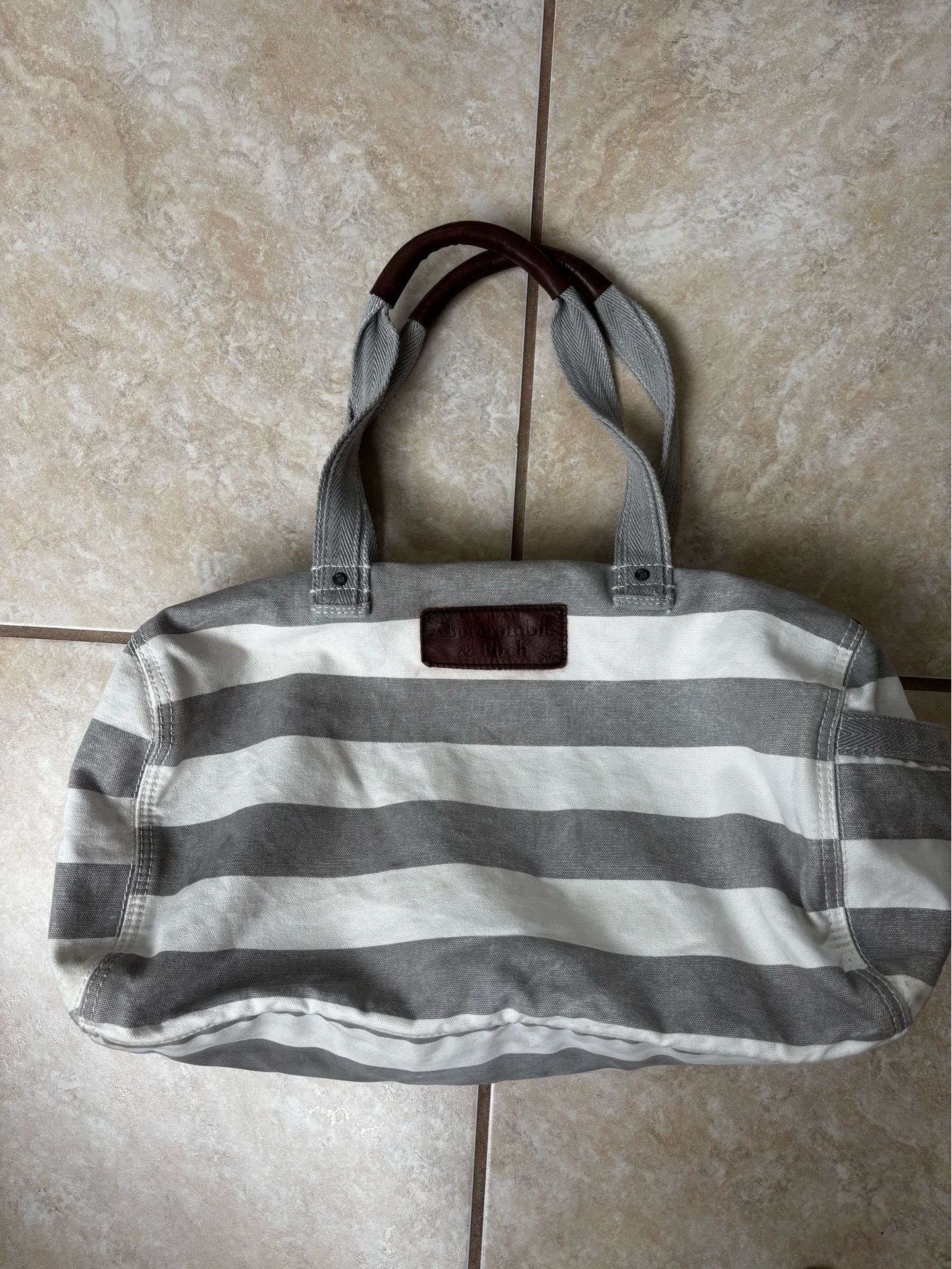 Abercrombie & Fitch Weekender Duffle