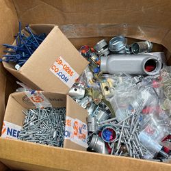Assorted Hardware/connectors For Emt/bx LBs Electrical Connectors Wire Nuts Butt Splices Etc 