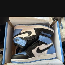 Jordan 1 UNC TOE 4.5Y