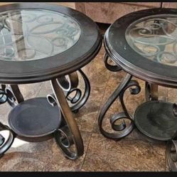 Each Round side table $69 / pickup Today ask me other items price please 