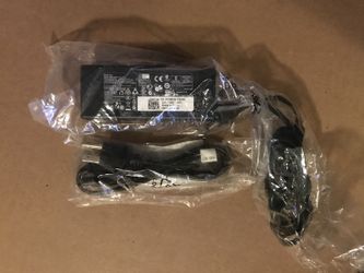 Brand new Dell 90w AC adapter for Dell laptops