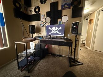 Computer desk (L shape)