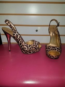 Size 11 Leopard sling back heels