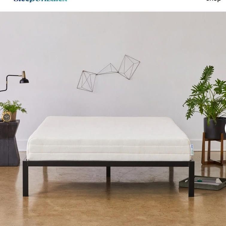 Organic Latex mattress king size like NEW