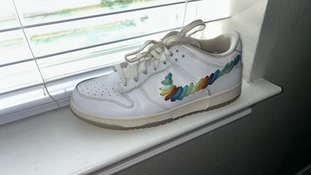 Nike Dunk Low SE Rainbow Lace Swoosh White