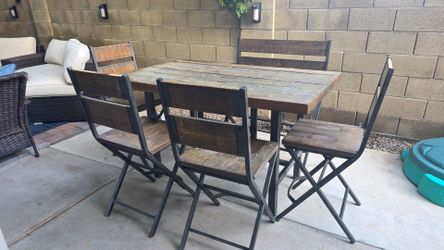 Kitchen table w/ bench
