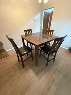 5-piece dinning set