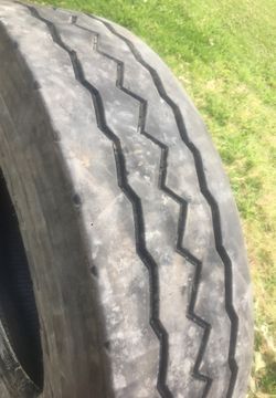 11R22.5 Goodyear G751
