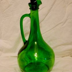 Vintage Green Glass Wine World Bottle w/ cork stopper decanter 1976
