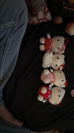 Hello kitty key chains