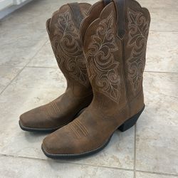 Ariat Women’s Boots Size 9
