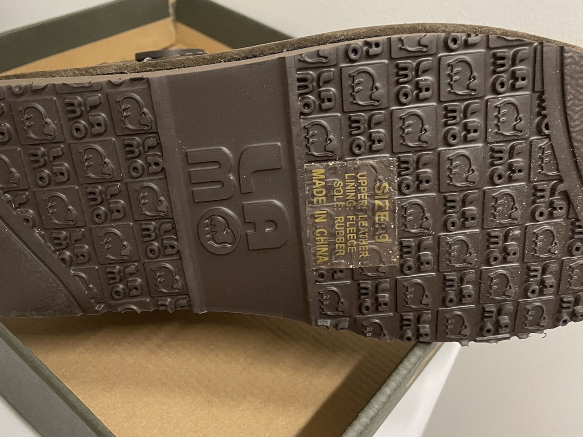 Women’s Boots Size 9