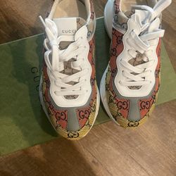 Gucci Shoes 