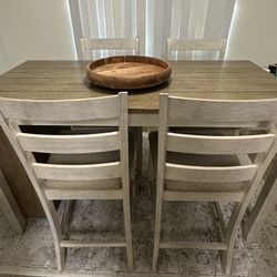 Ashley Dining Table