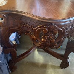 Antiques Table 
